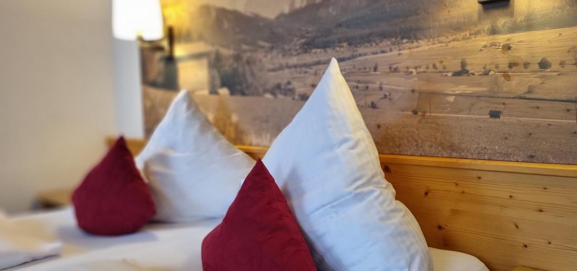רויטה Hotel Goldene Rose חדר תמונה